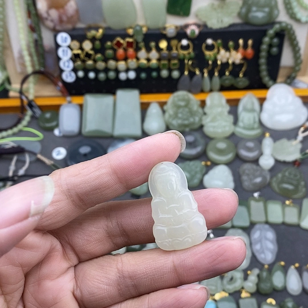 和田玉未镶嵌吊坠(不含链)