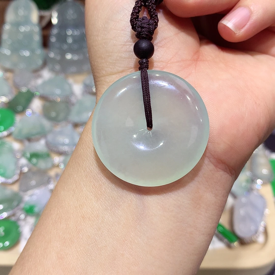 翡翠未镶嵌颈饰扣子