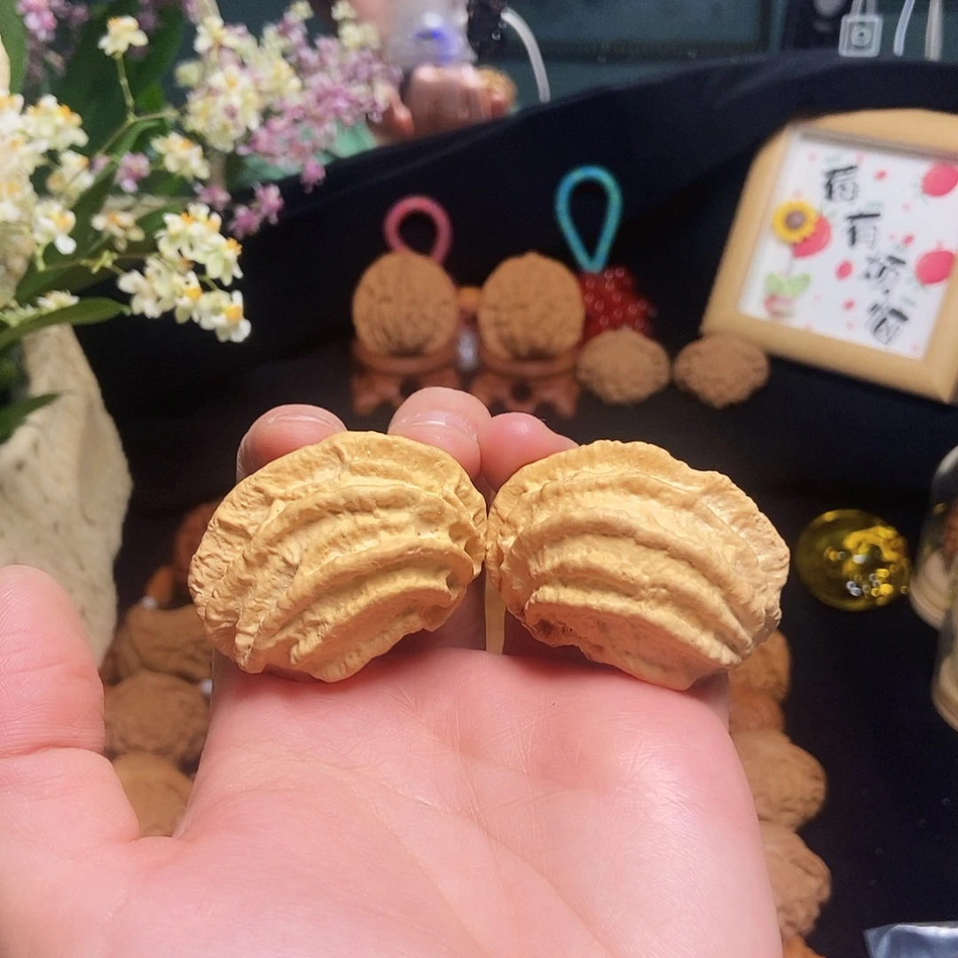 文玩核桃吊坠乾坤鬼脸