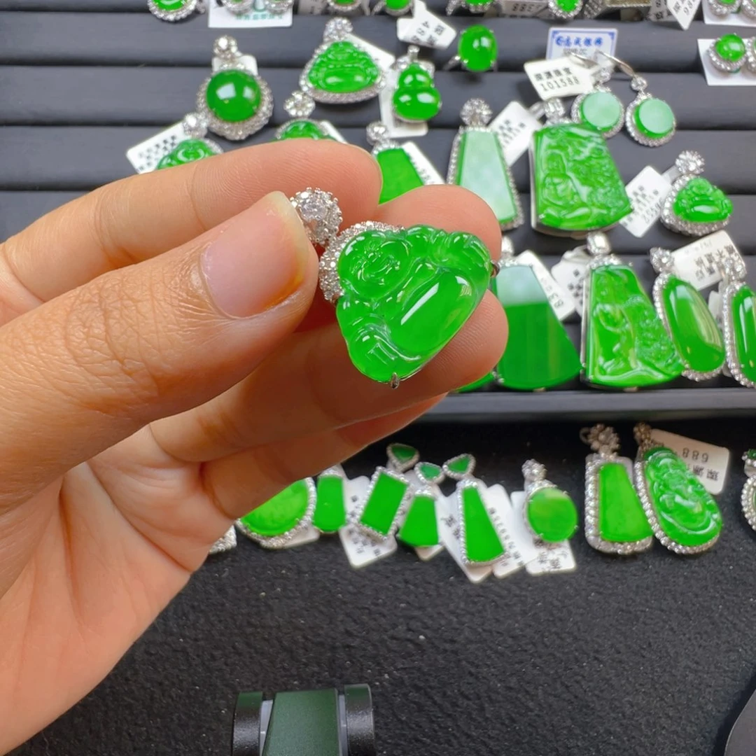 翡翠银S925镶嵌颈饰