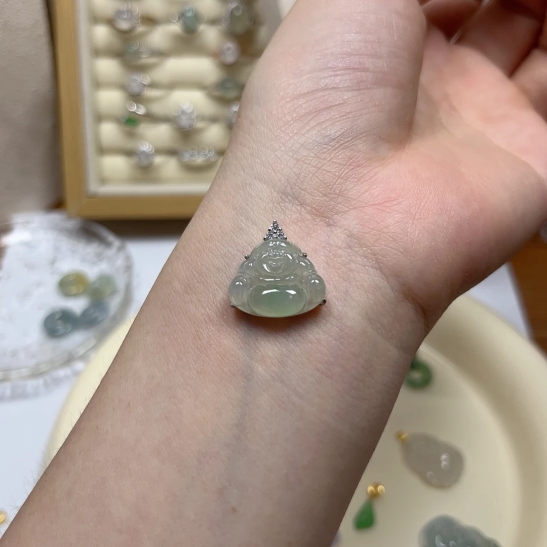 吊坠(不含链)银S925镶嵌翡翠肚里藏金佛公