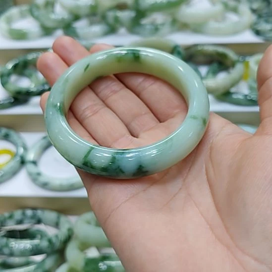 随***༊透闪石-蛇纹石玉未镶嵌手镯