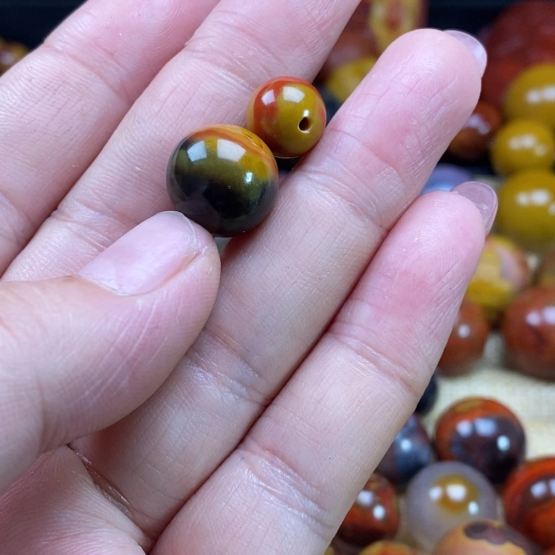 n***e玛瑙/玉髓未镶嵌战国红玛瑙