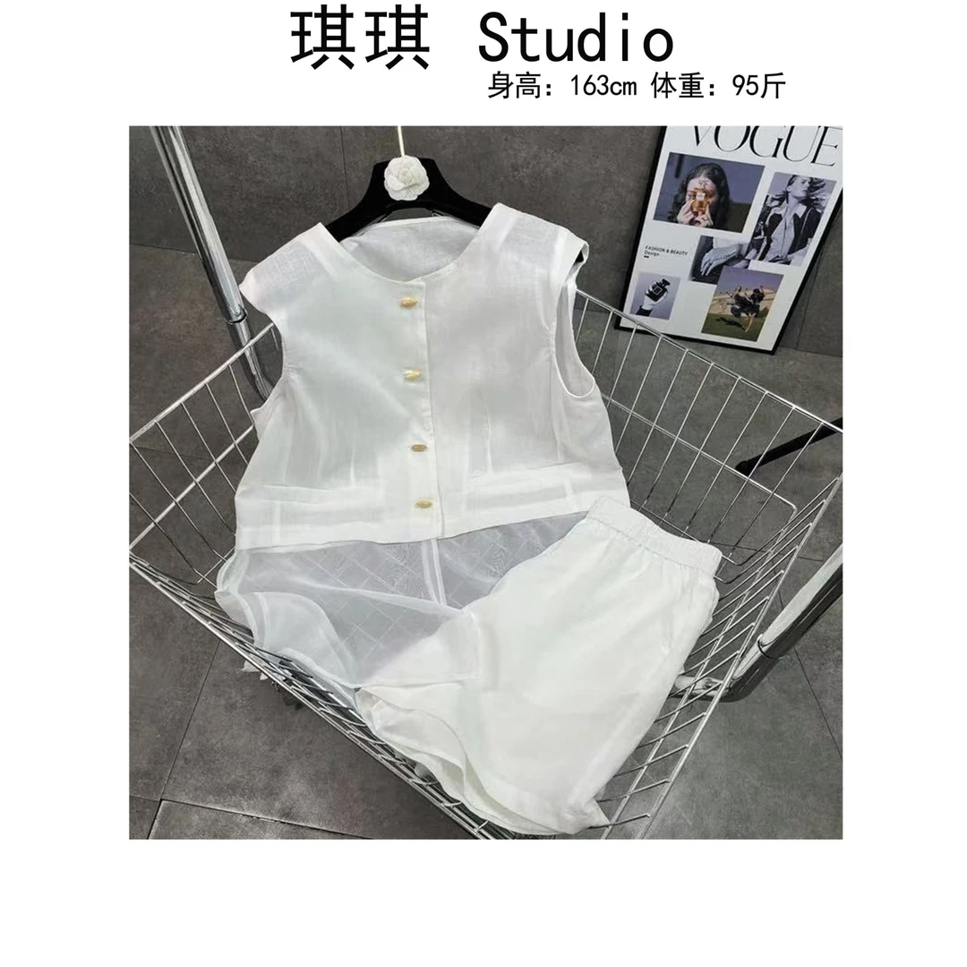 《琪琪家》夏季新款气质时尚舒适亲肤无袖上衣短裤两件套25330-H