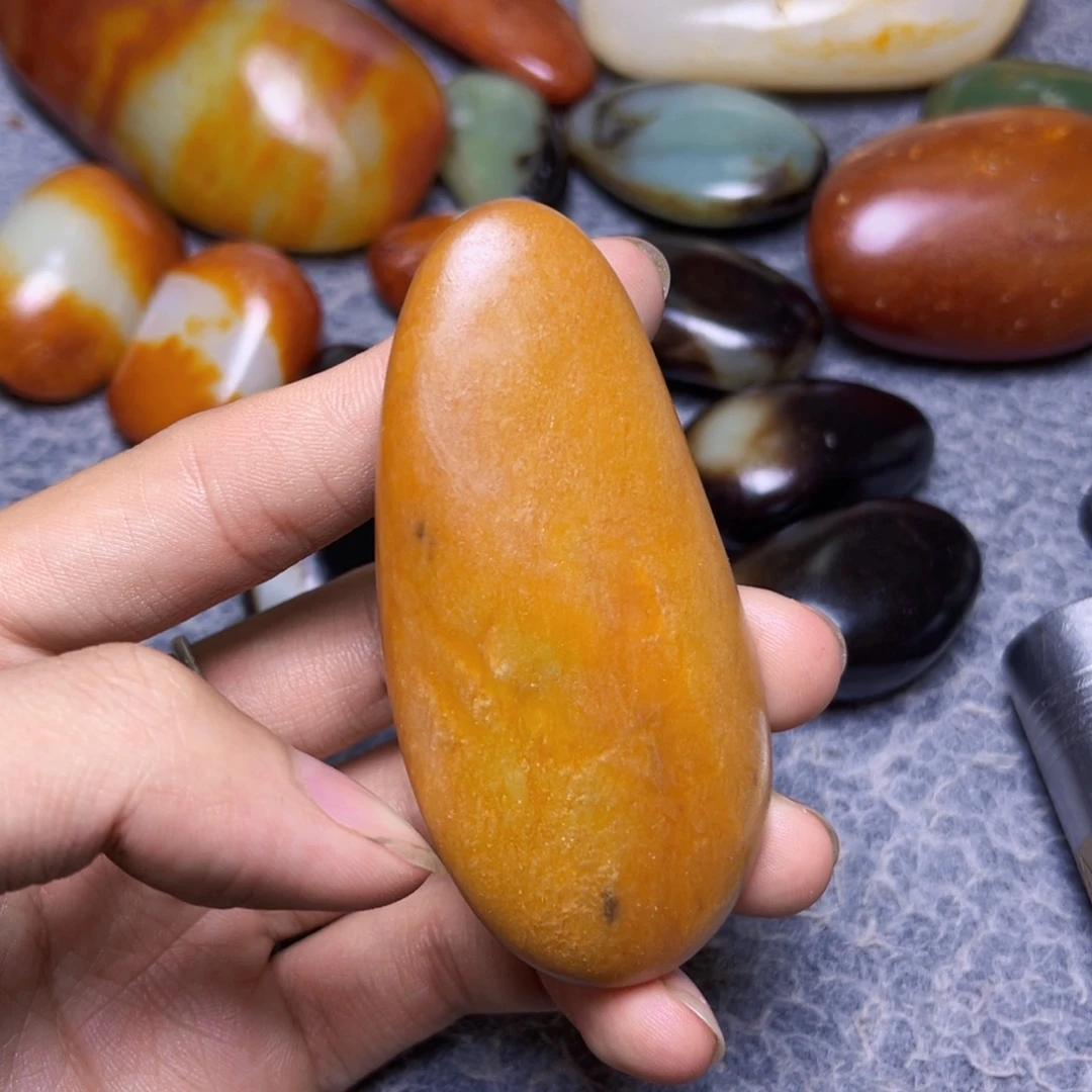 未镶嵌和田玉珠宝奇石