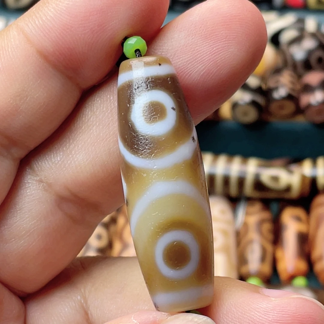 玛瑙/玉髓未镶嵌锁骨小卢随形三