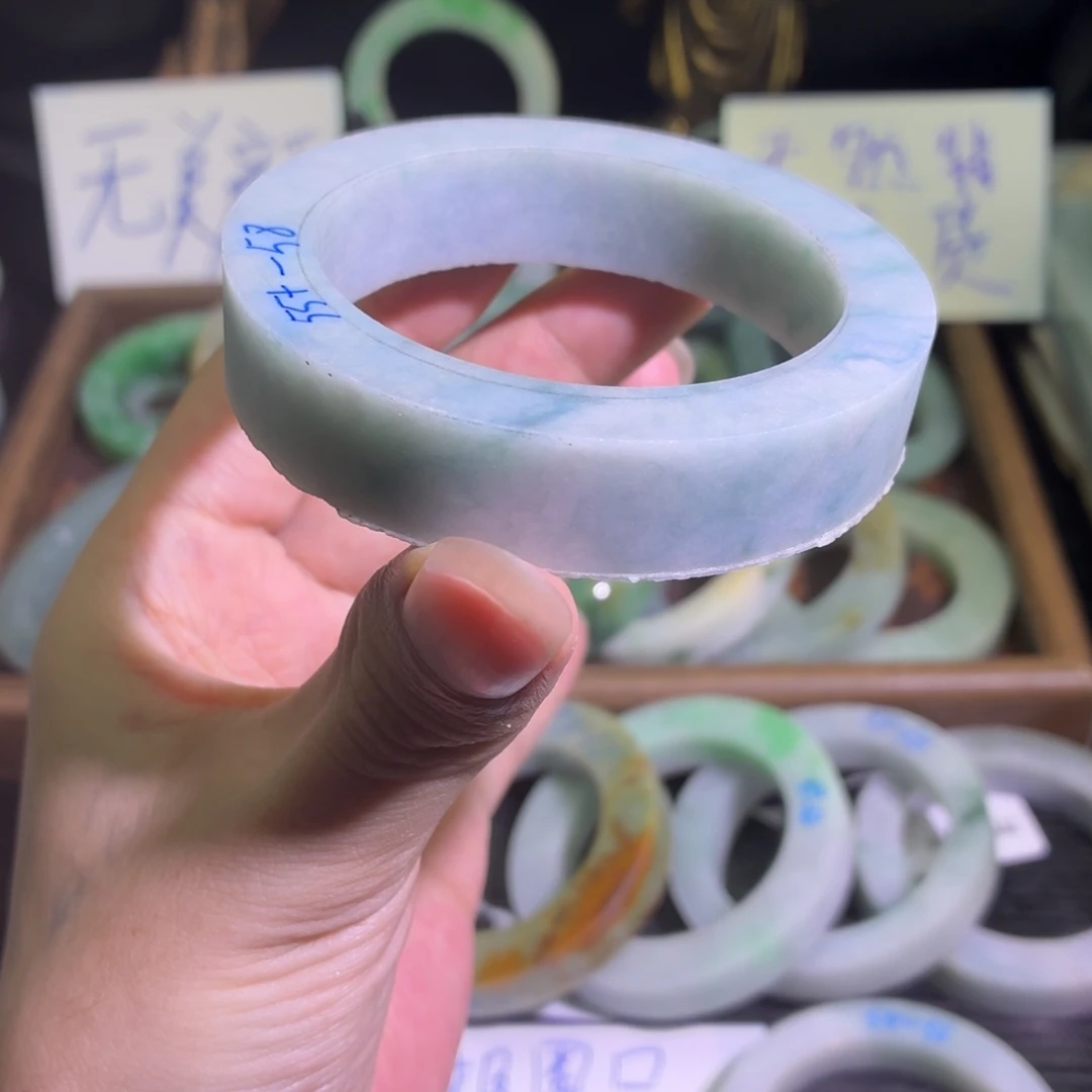 定制翡翠未镶嵌翡翠A货手镯毛胚定制