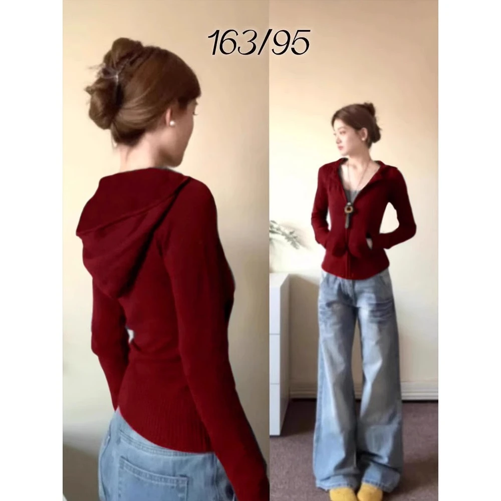 红色卫衣外套女秋冬季2025新款本命年新年穿搭正肩修身连帽上衣厚