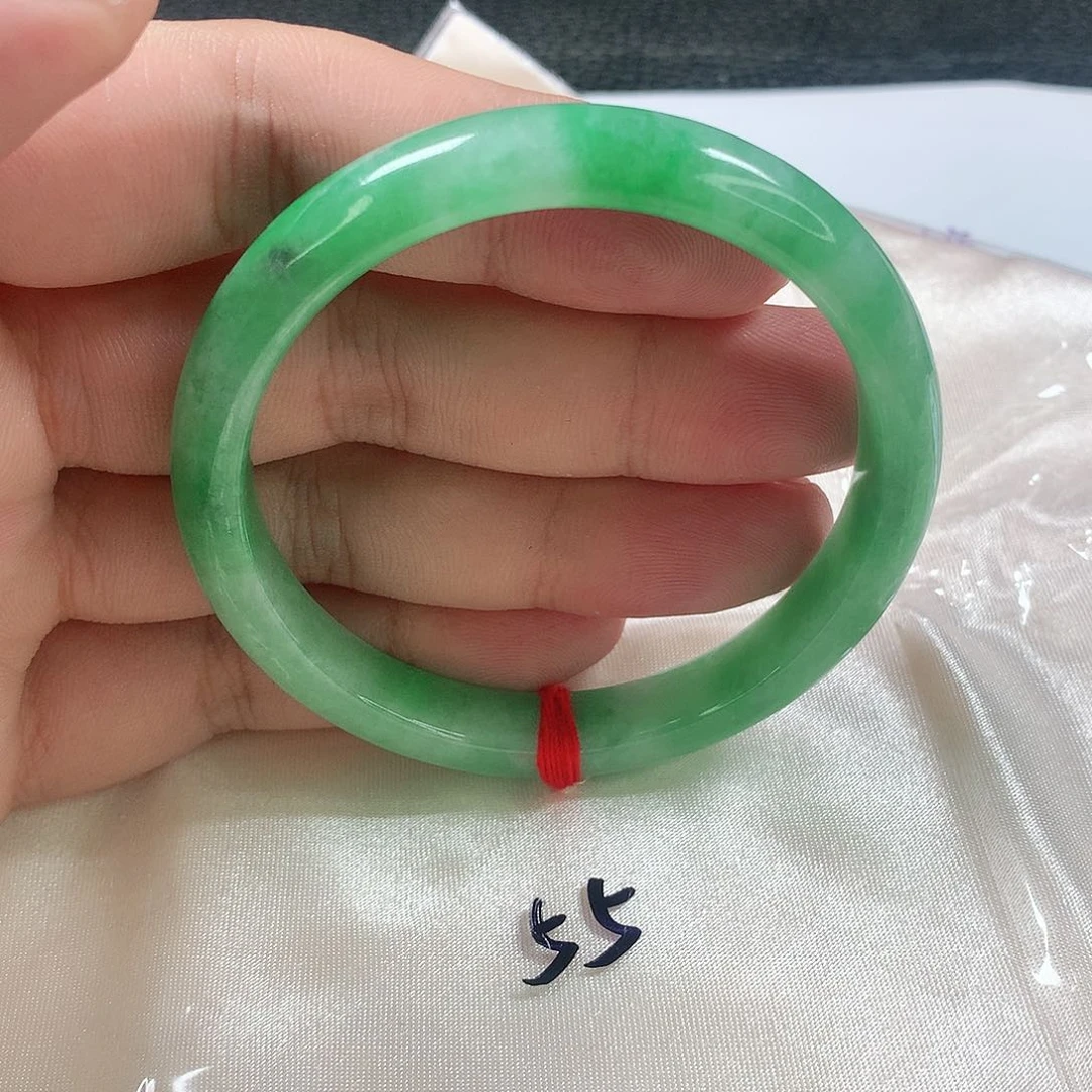 翡翠手镯未镶嵌323号