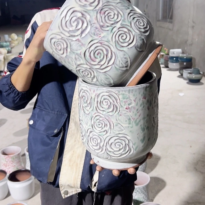 高度22厘米口20厘米