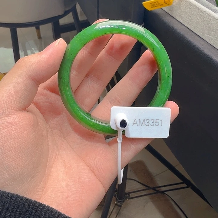 和田玉（碧玉）未镶嵌手镯