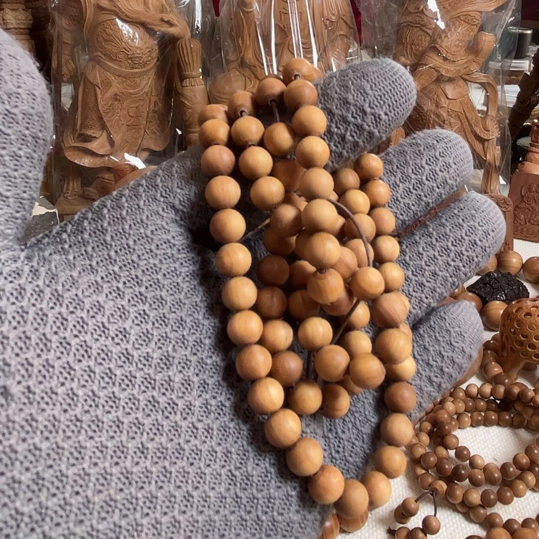 秋***月檀香木吊坠檀香木手串