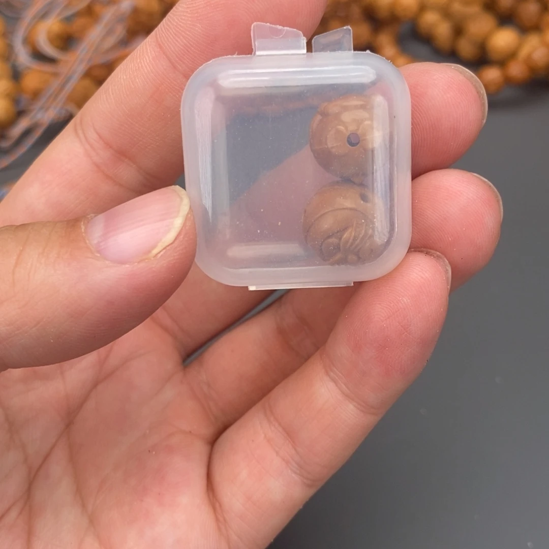 人***糖猴头核桃吊坠福利福利