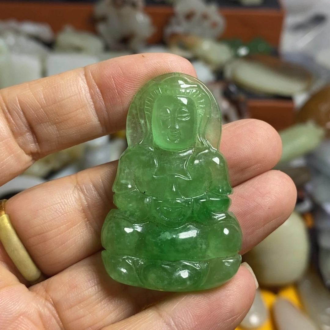 颈饰未镶嵌和田玉（糖玉）