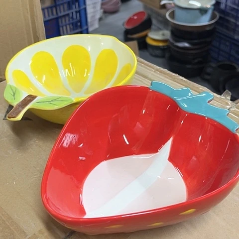 微瑕，不能明火，水果沙拉碗2个口径15，高5，草莓，柠檬