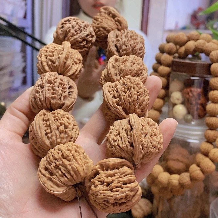 【闪购商品】文玩核桃把件四座楼手持油