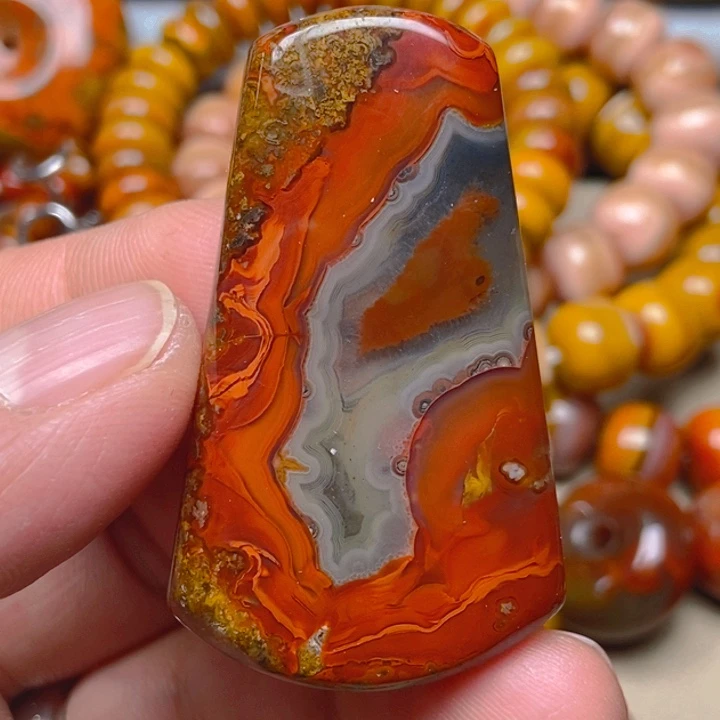 玛瑙/玉髓未镶嵌吊坠