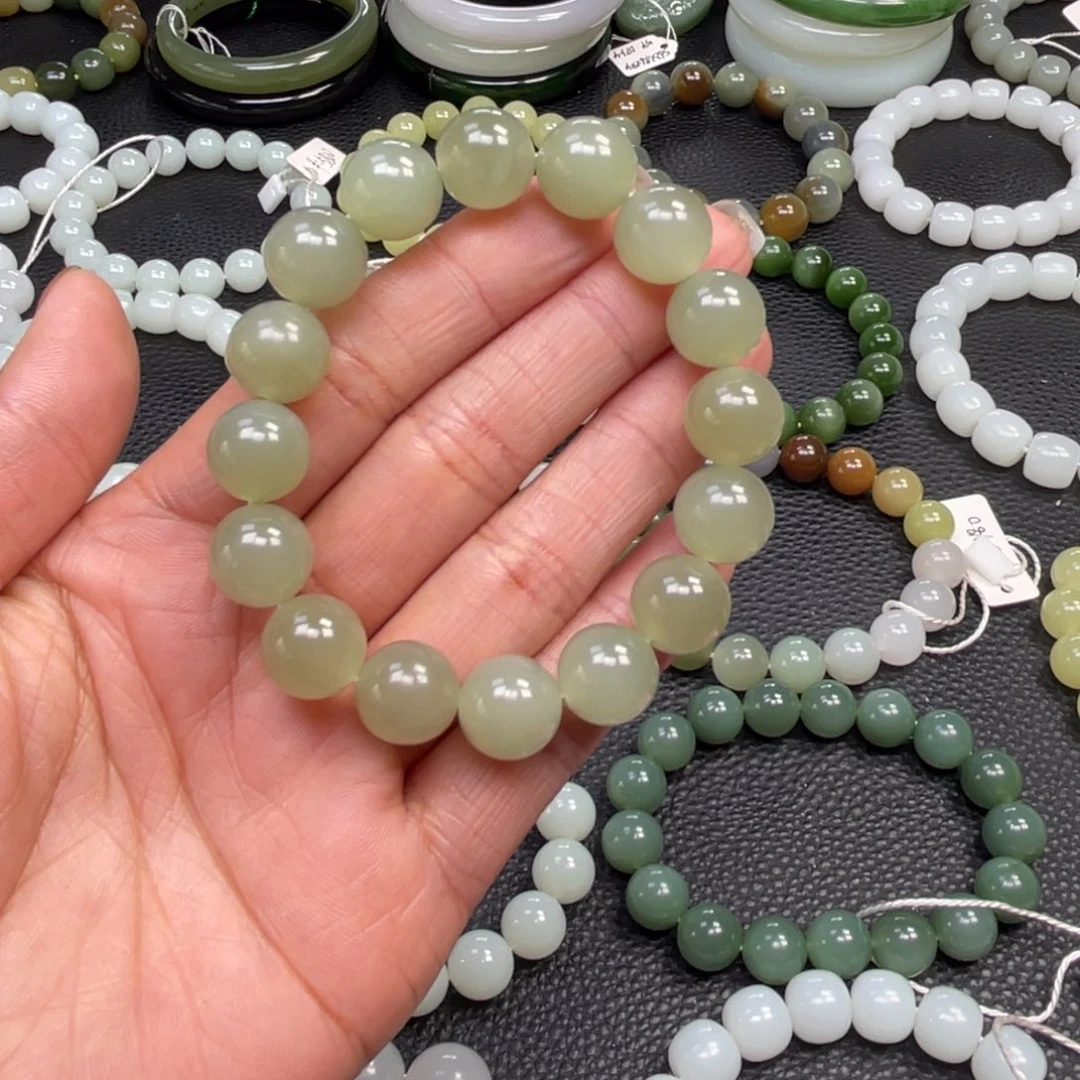 和田玉未镶嵌手链