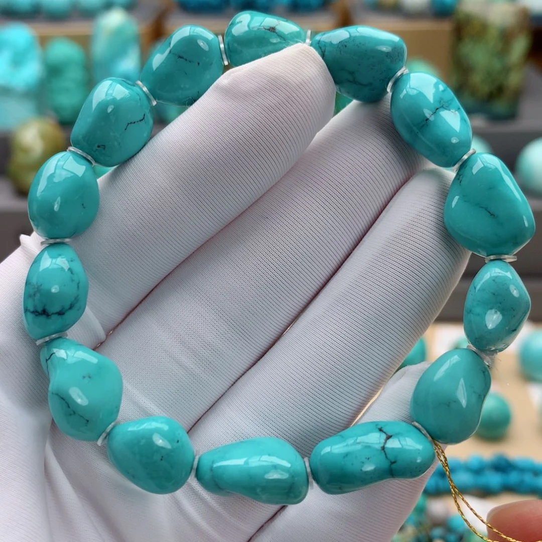 未镶嵌绿松石颈饰