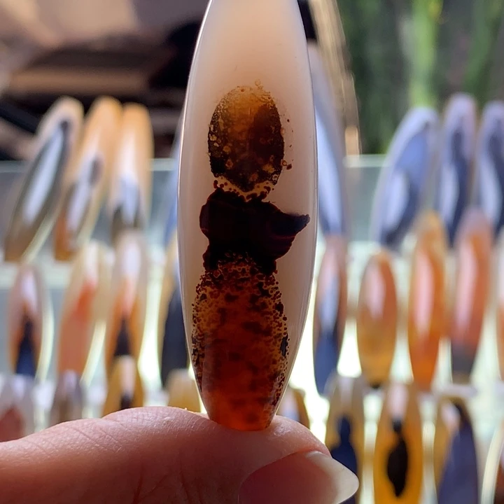 未镶嵌颈饰玛瑙/玉髓38