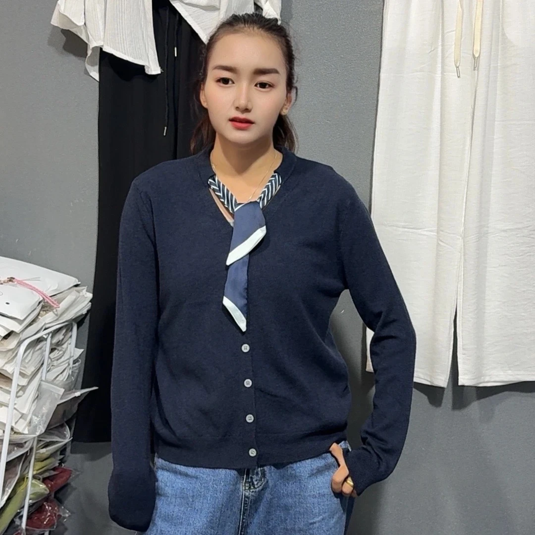 戴林带长袖打底常规款开衫夏季纯色针织衫