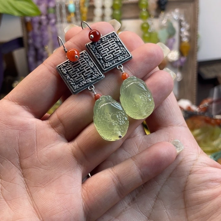 蛇纹石玉未镶嵌耳饰君*姐