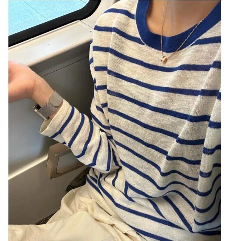 蓝色条纹拼接针织衫女春季新款高级感慵懒风宽松内搭打底衫上衣服