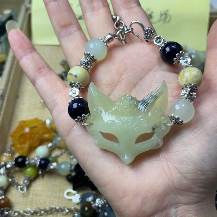 蛇纹石玉合金颈饰