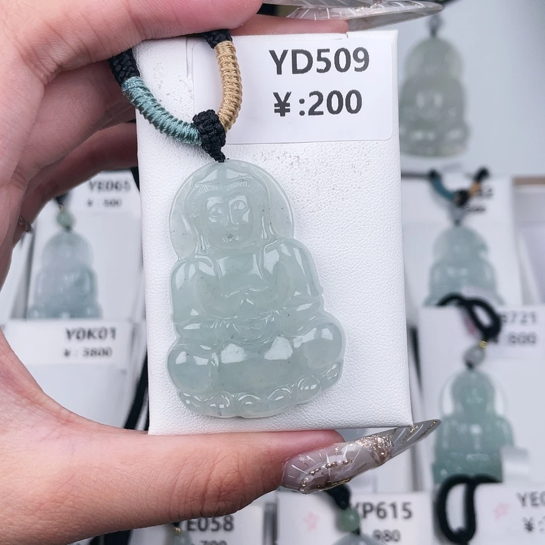 翡翠未镶嵌颈饰YD509