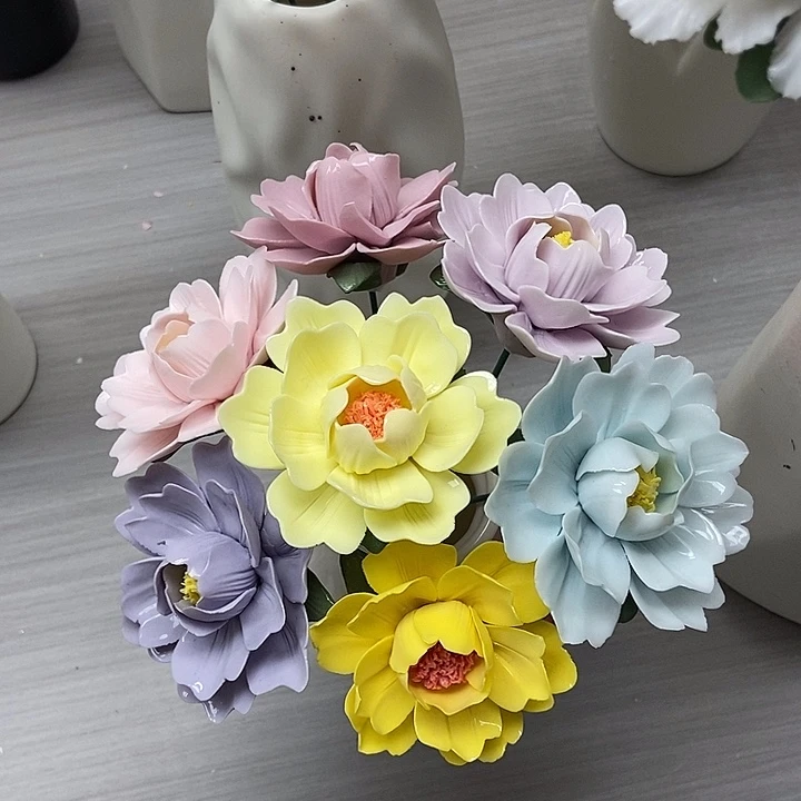 陶瓷纯手工捏花设计