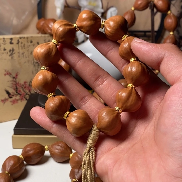 橄榄核其他2.1✖️1.8红灯笼11➕囧去头去尾