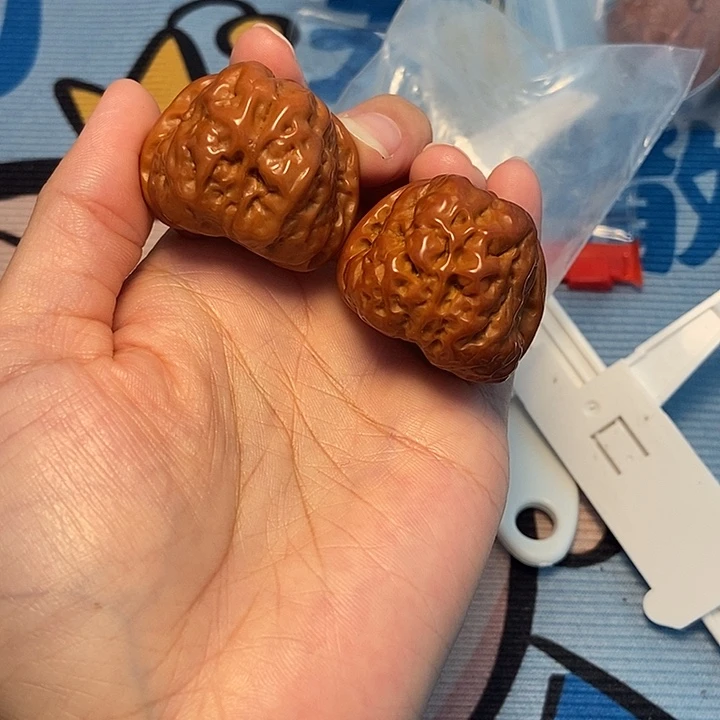 吊坠文玩核桃35蛤麻