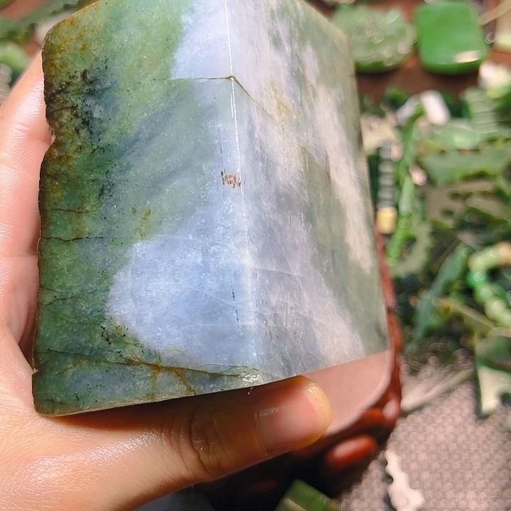 未镶嵌和田玉珠宝半成品程**一