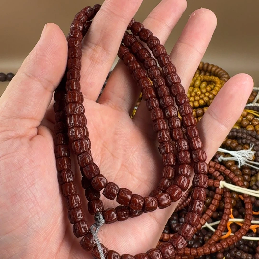 春***妳手串金刚菩提图健健康康