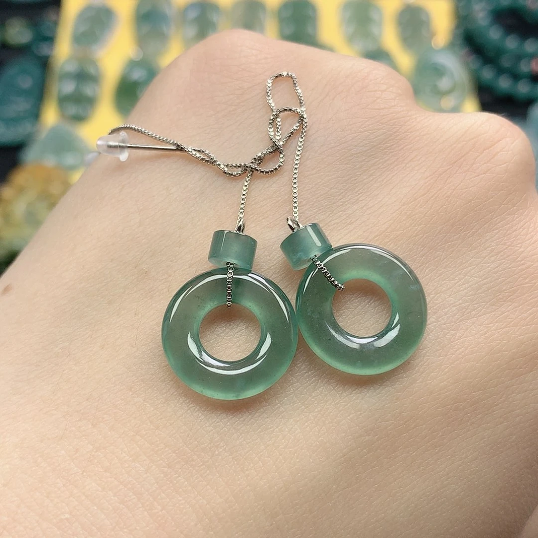 翡翠颈饰未镶嵌耳线