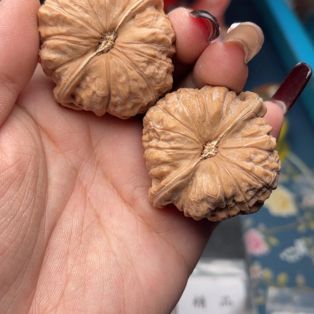 文玩核桃把件放****有南瓜墩44