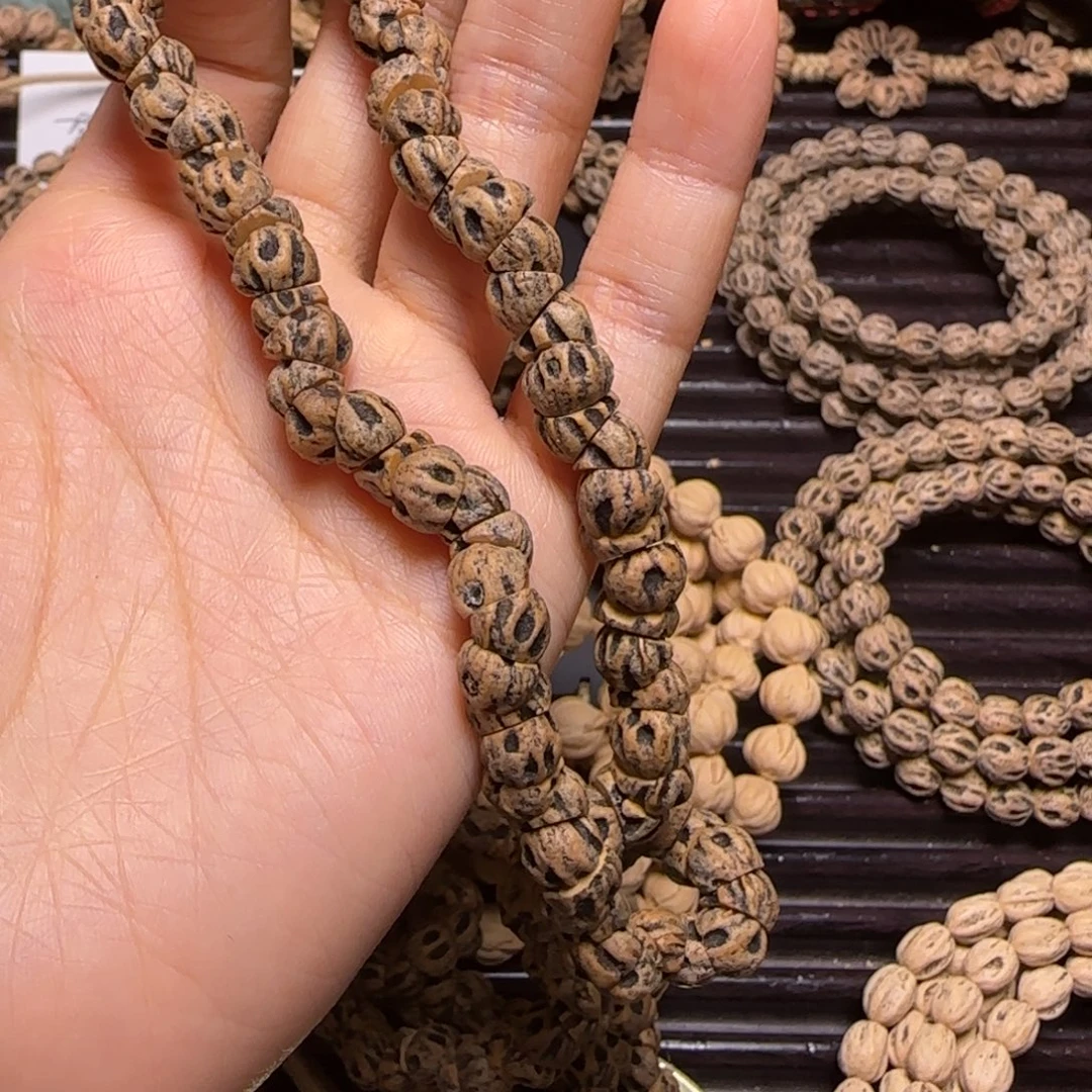 朵***师柏香籽/百香籽吊坠