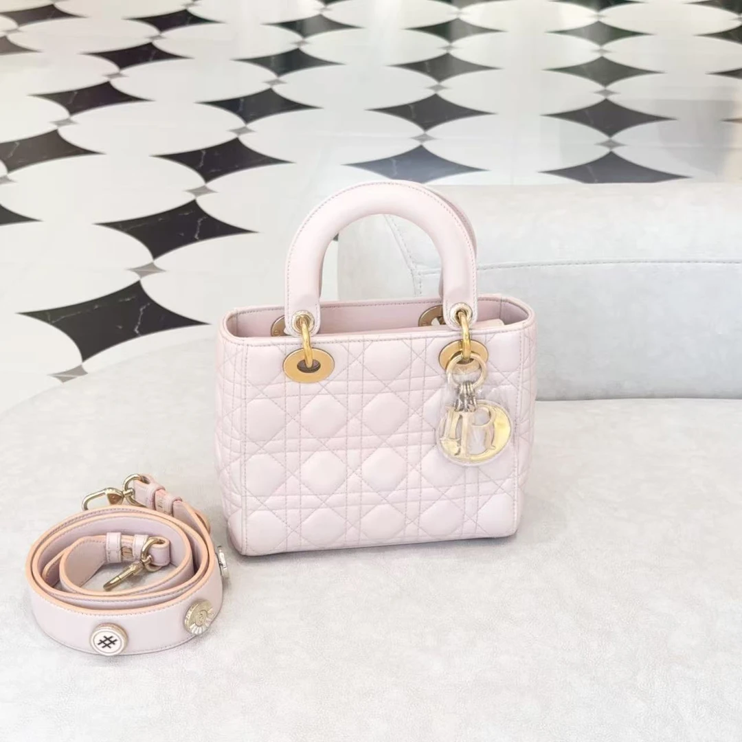 95新 DIOR/迪奥 戴妃四格徽章肩带粉色金扣羊皮/48797502