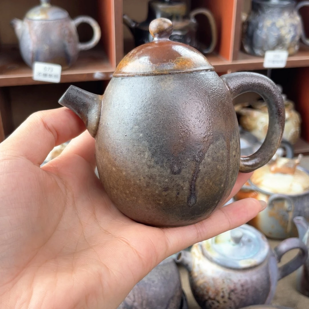 中*陶泥微瑕龙蛋壶一起喝茶