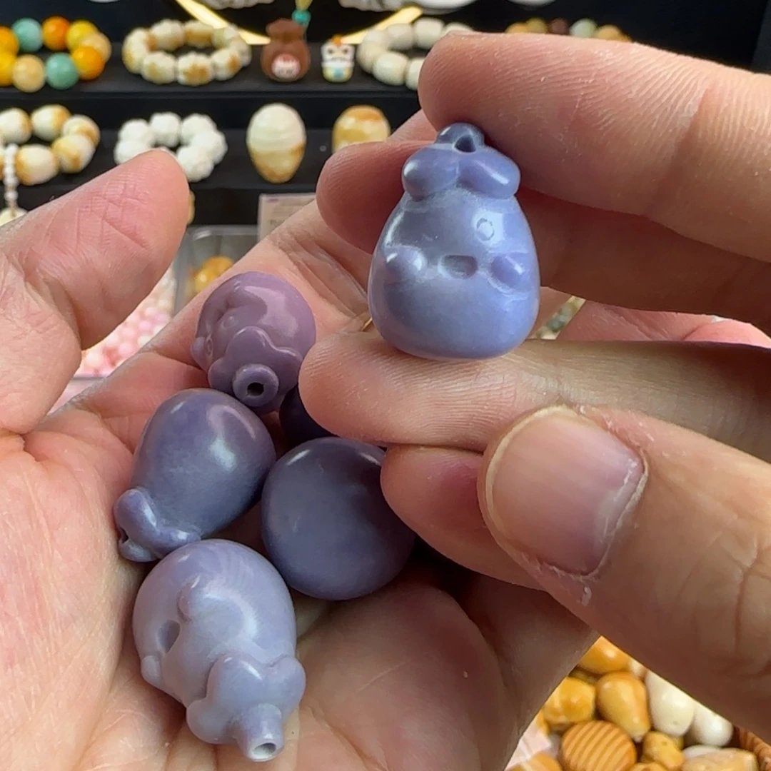 菩提根/象牙果手串瑕疵紫色茄子2颗