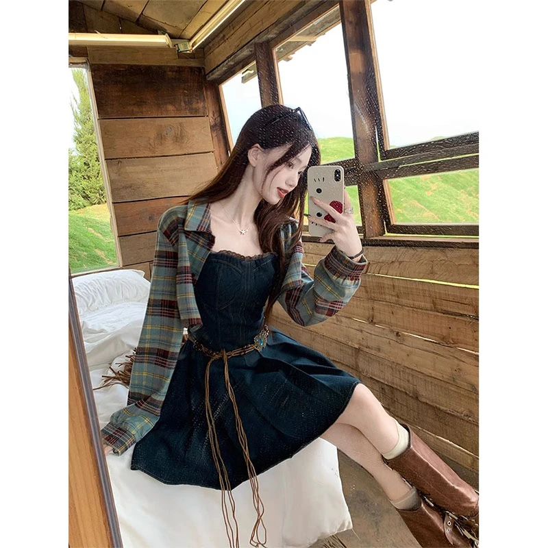 2025秋夏新款气质复古民族风格纹长袖衬衫上衣百褶牛仔背心连衣裙