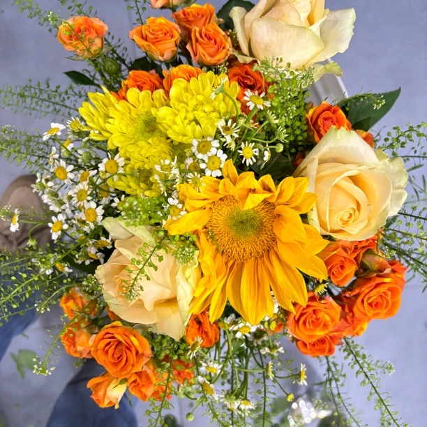 【夏日来信搭配插花】橙色系搭配小花束插花（非固定花材只发新疆）