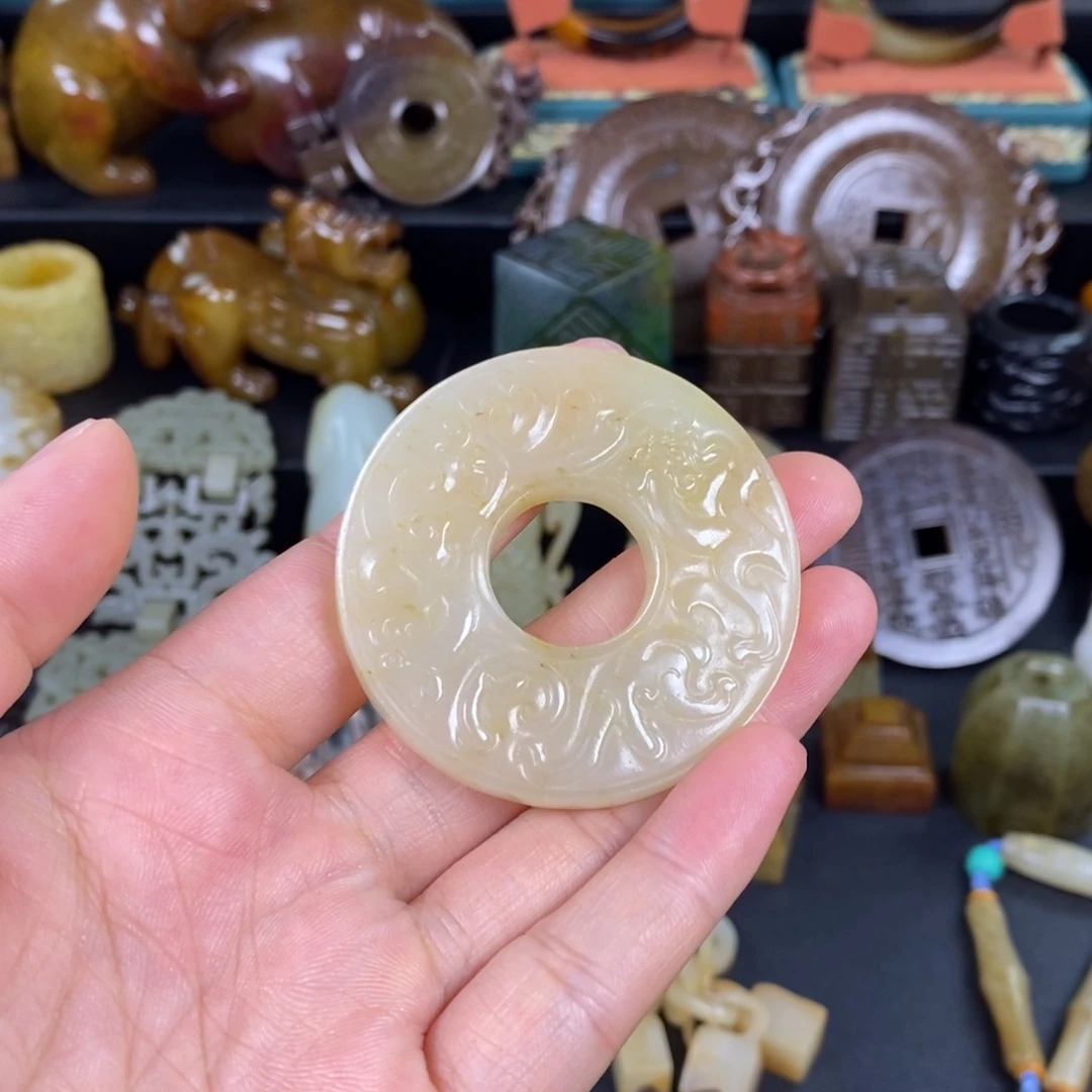 用***1和田玉未镶嵌挂件