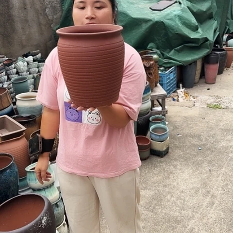 口21高24瑕疵底裂一个盆子。