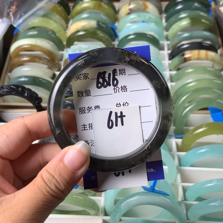 未镶嵌蛇纹石玉手镯6816