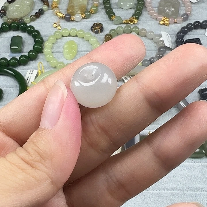 和田玉未镶嵌珠宝半成品