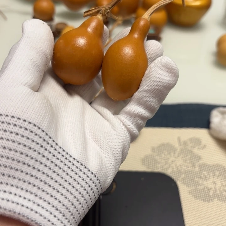 顺***然天然手捻老皮葫芦