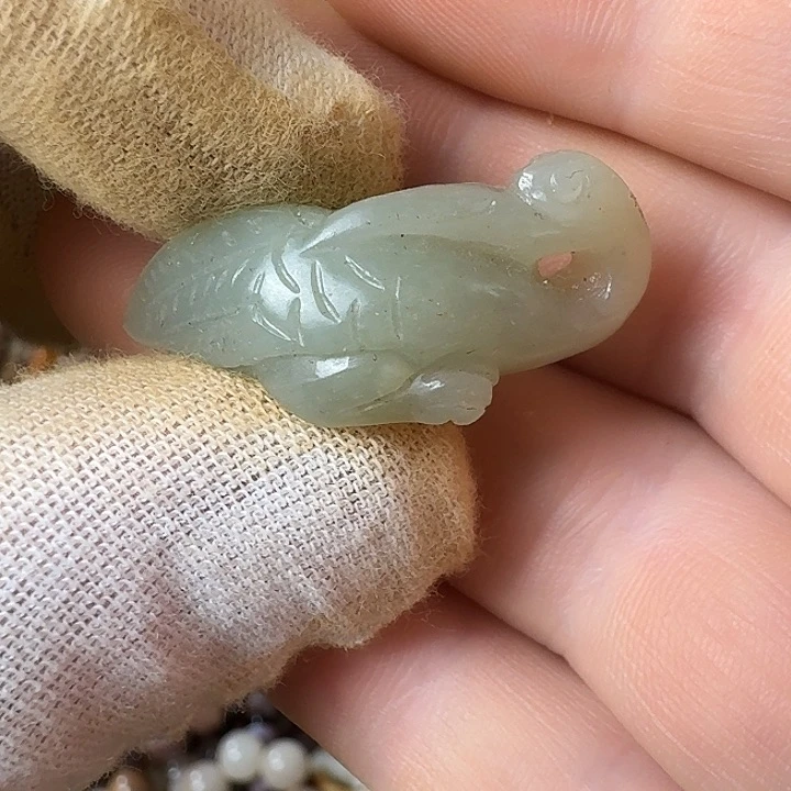 和田玉未镶嵌挂件