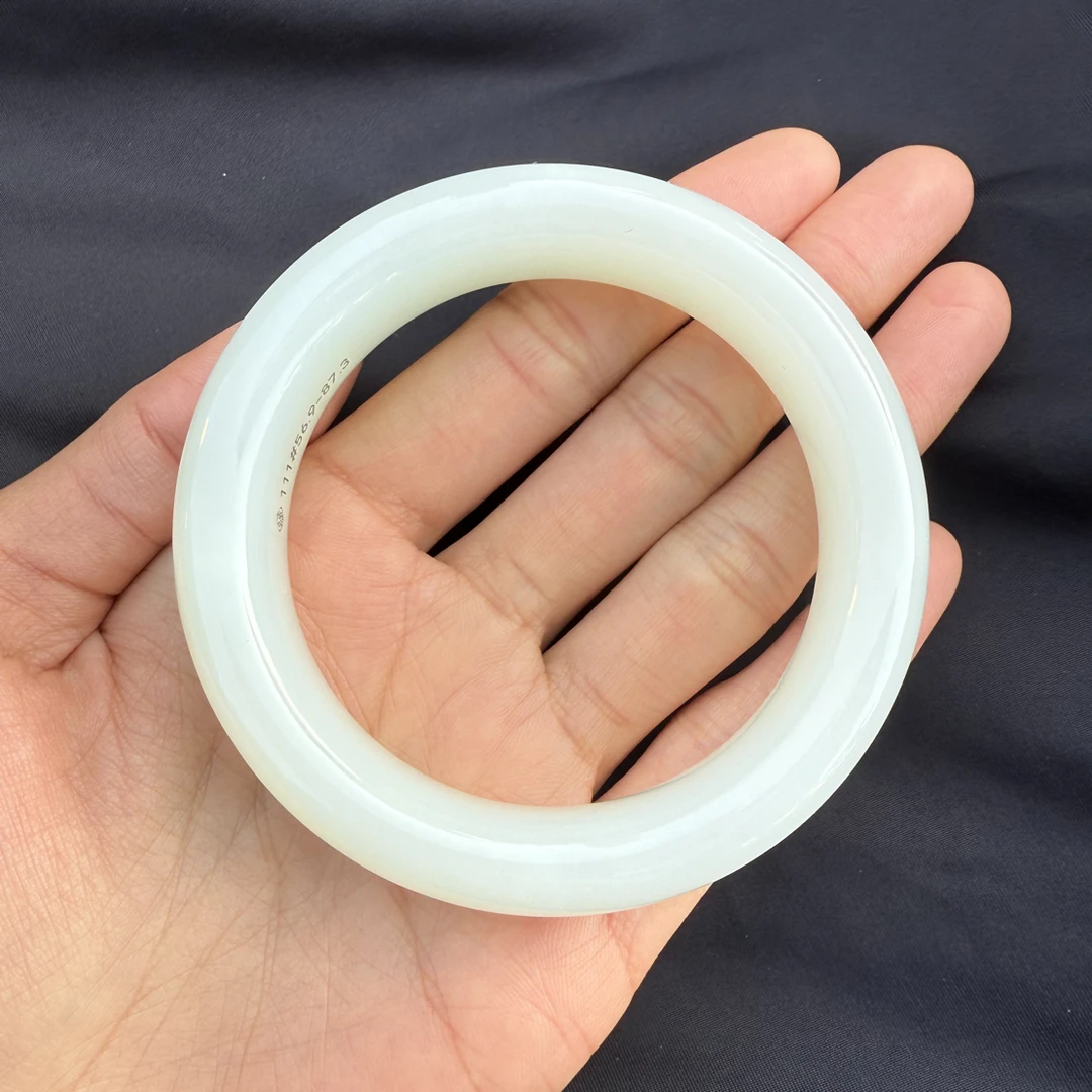 精品和田玉白玉手镯 拍下备注圈口57-61