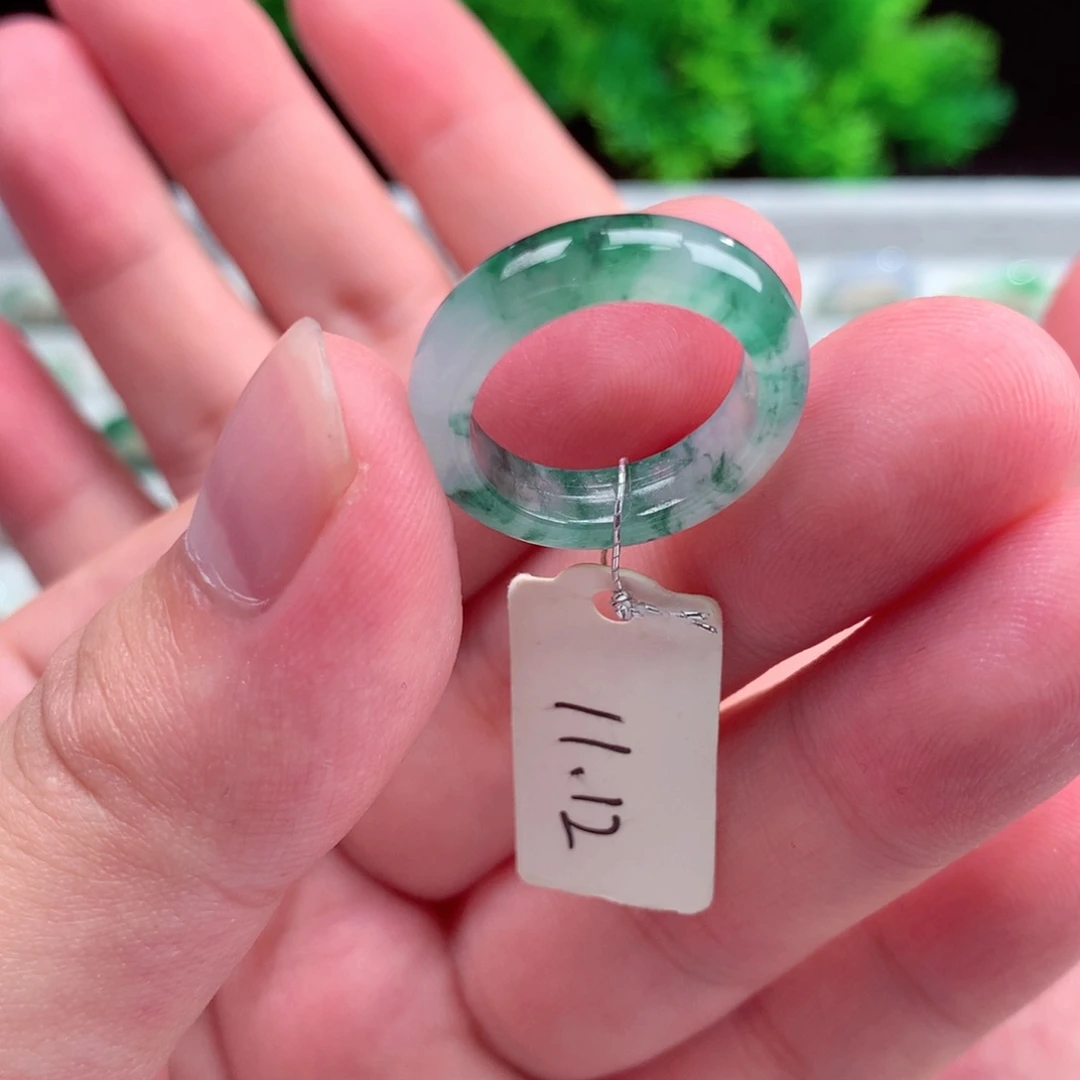 未镶嵌戒指翡翠天然